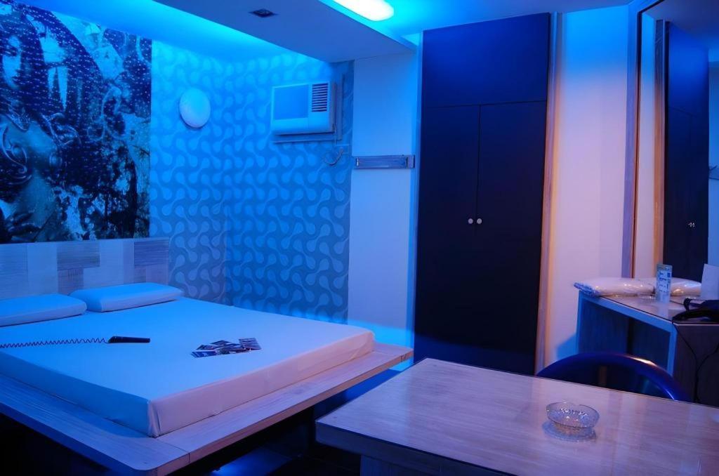 Hotel Sogo Tarlac Kültér fotó