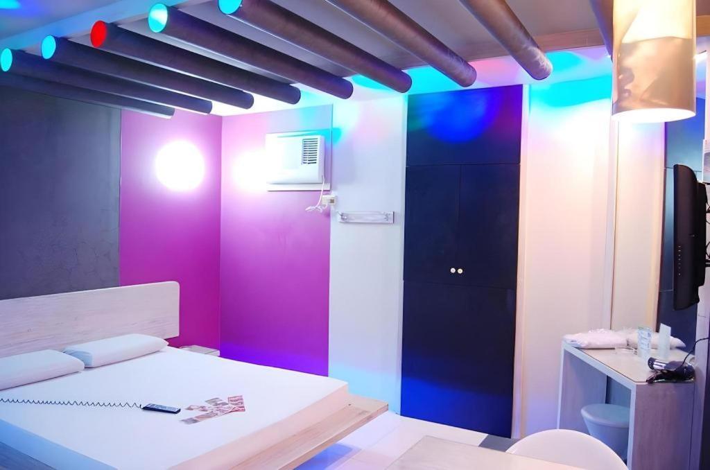 Hotel Sogo Tarlac Kültér fotó