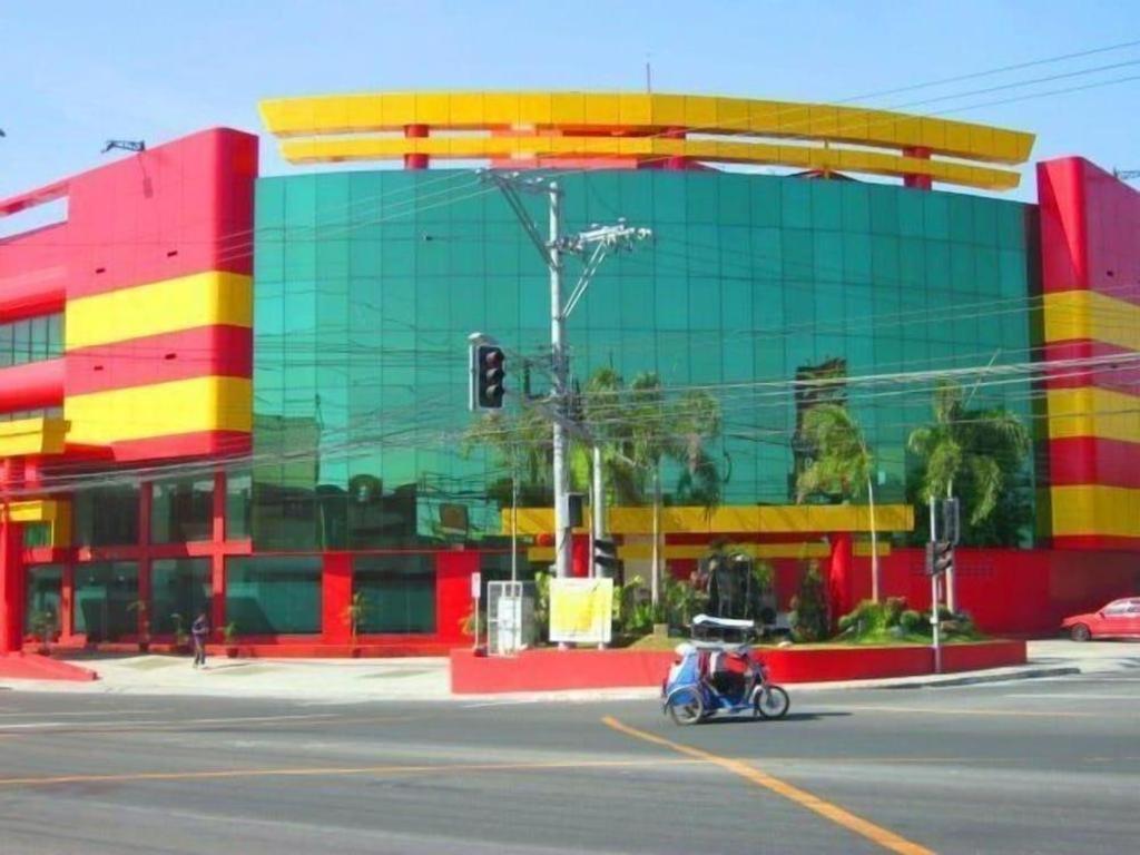 Hotel Sogo Tarlac Kültér fotó