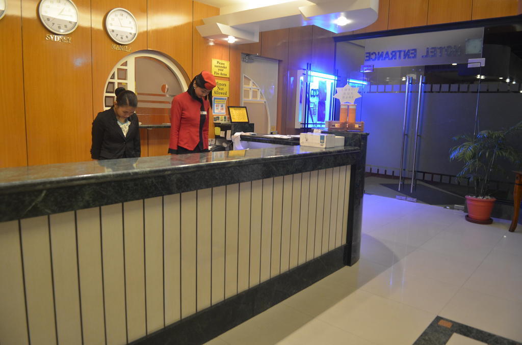 Hotel Sogo Tarlac Kültér fotó