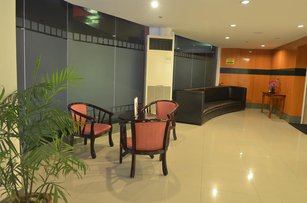 Hotel Sogo Tarlac Kültér fotó